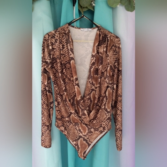 ZARA Trafaluc Bodysuit Snake Print - Picture 3 of 4